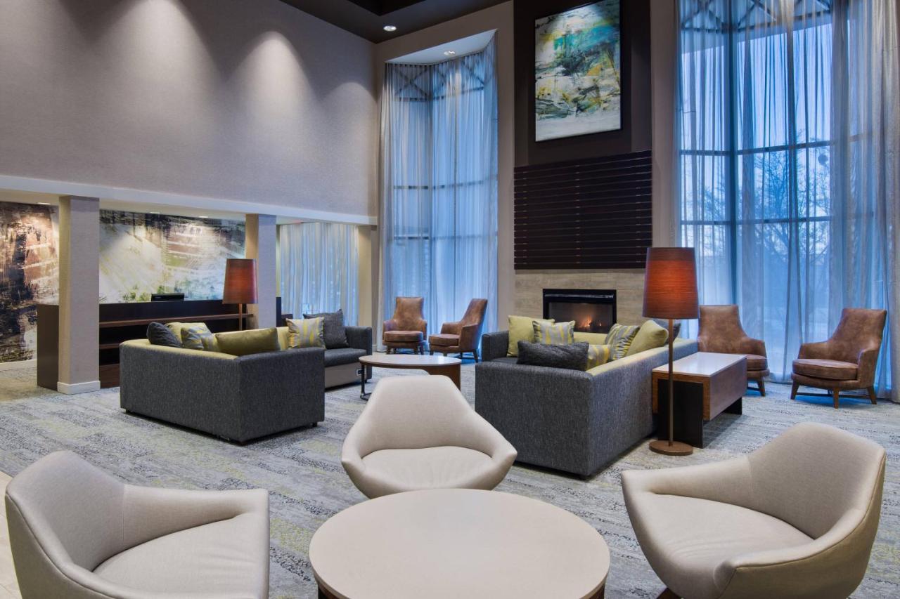 Courtyard By Marriott Airport Hotel 3*